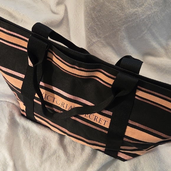 Victoria's Secret NWT Black and Pink Striped Huge Canvas Tote Bag w/zip Closure - Picture 4 of 6